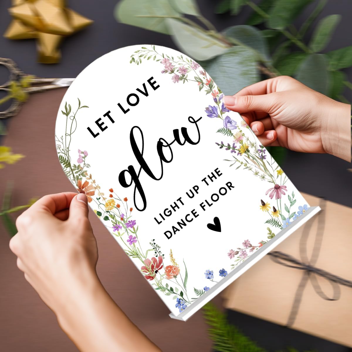 Acrylic Wedding Signs, Let Love Glow Signs for Marriage Reception, Bridal Shower Decorations, Modern Arched Round Top Acrylic Table Top Sign with Holder for Wedding Party Dinner (White Wildflowers)