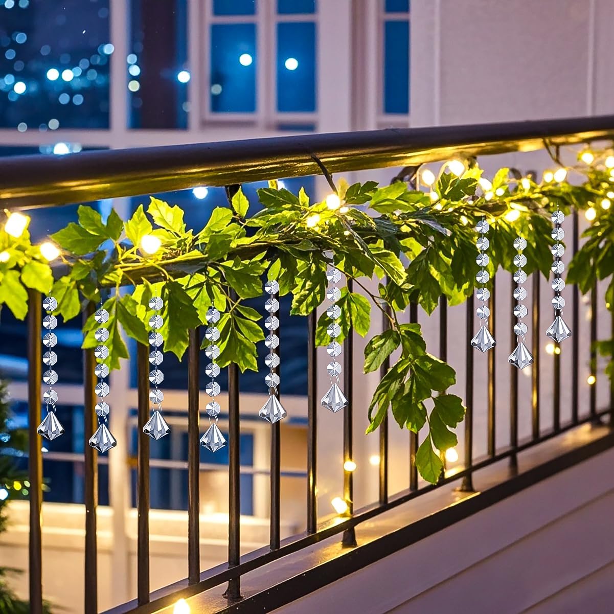 100 Pack Hanging Crystals - Clear Acrylic Prisms Pendant Ornaments for Christmas Tree, Centerpieces, Chandelier, Window & Home Decor, Ideal for Weddings, Parties Decorations (Diamond)