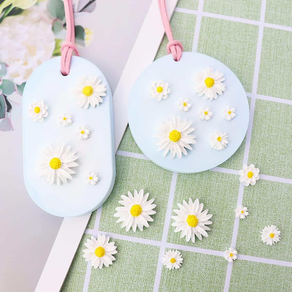 Flower Silicone Fondant Molds, 5pcs Butterfly Daisy Rose Chrysanthemum Flower Silicone Mould Candy Chocolate Molds for DIY Cake Cookie Pudding Gum Paste Cupcake Cake Topper Decoration Desserts Sugar