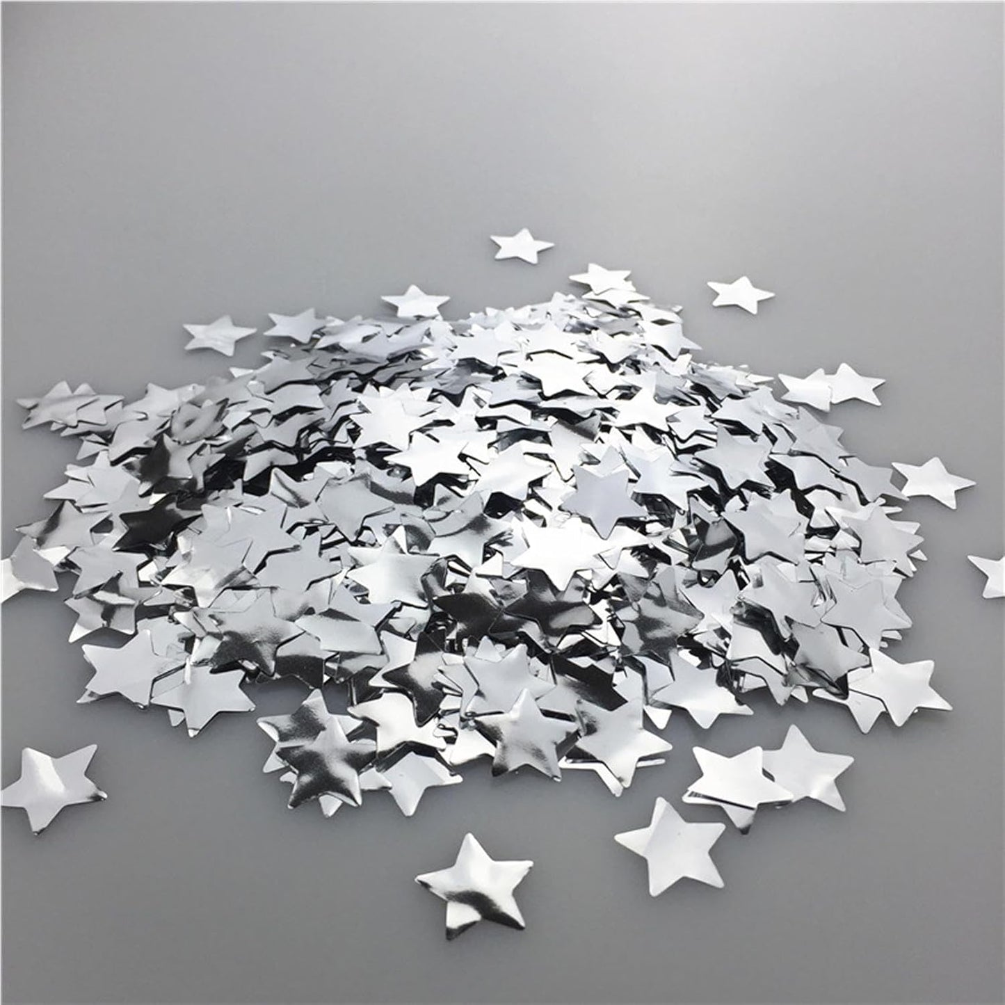 Silver Star Foil Confetti Beautiful Metallic Table Confetti Glitter for Fill Balloons, Wedding,Birthday,Party,Festival Decoration(8000PCS)
