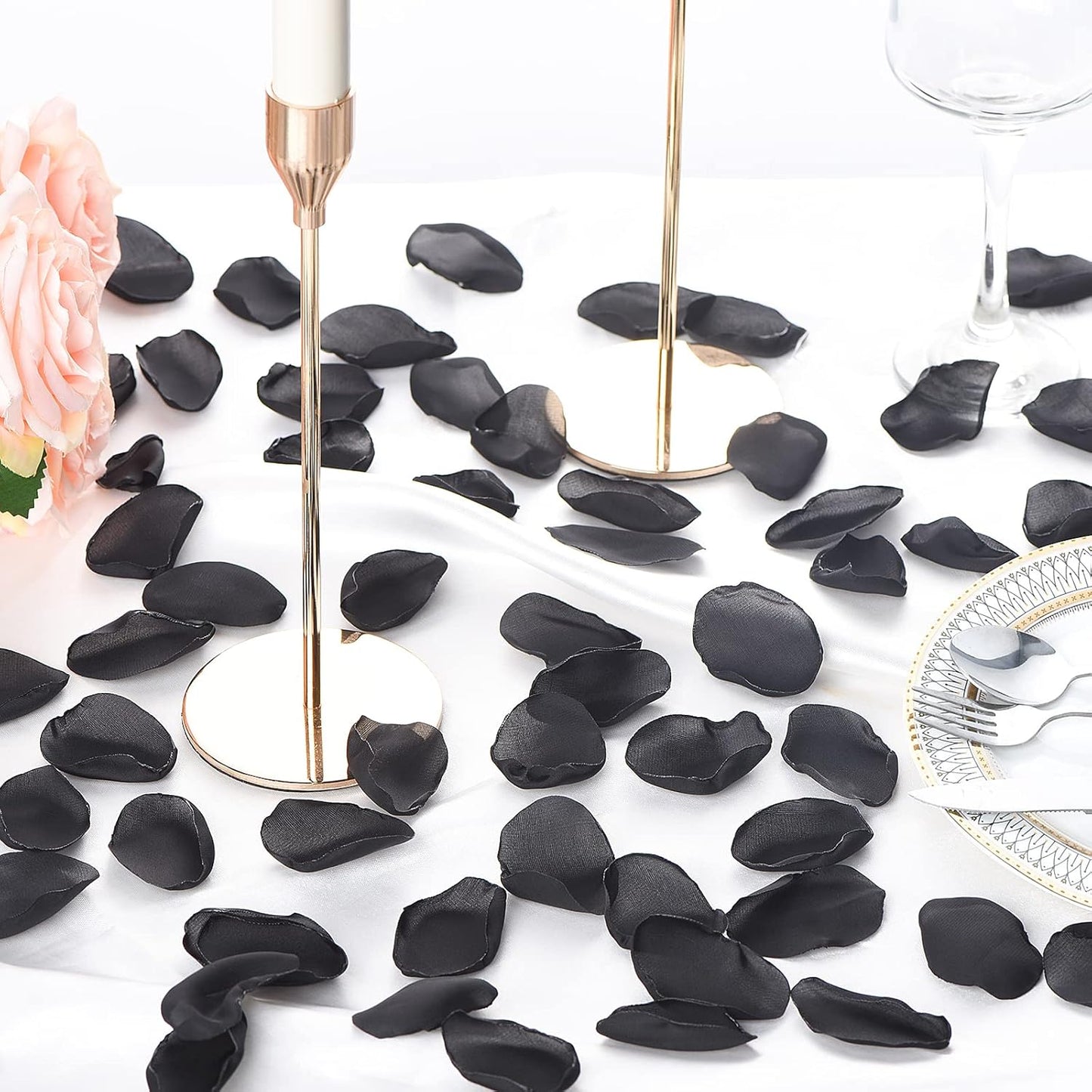 300pcs Artificial Black Rose Petals Fake Silk Flower Petals for Wedding Flower Girl Basket Ceremony Valentines Day Proposal Romantic Night Party Favors Decoration (Black)