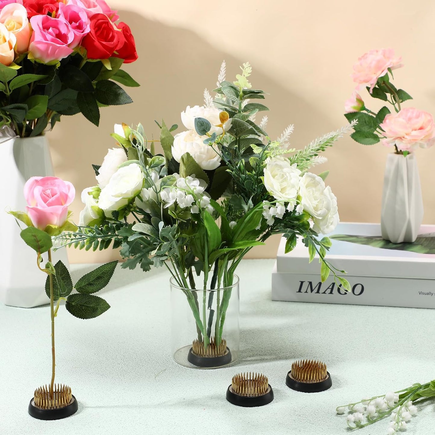 Sliner 16 Pieces Floral Frogs Round Flower Holder Japanese Ikebana Vase Kenzan Flower Flower Arranger Flower Fixed Tools Pin for Flower Arrangement Home DIY Craft (Gold,1.81 Inch)