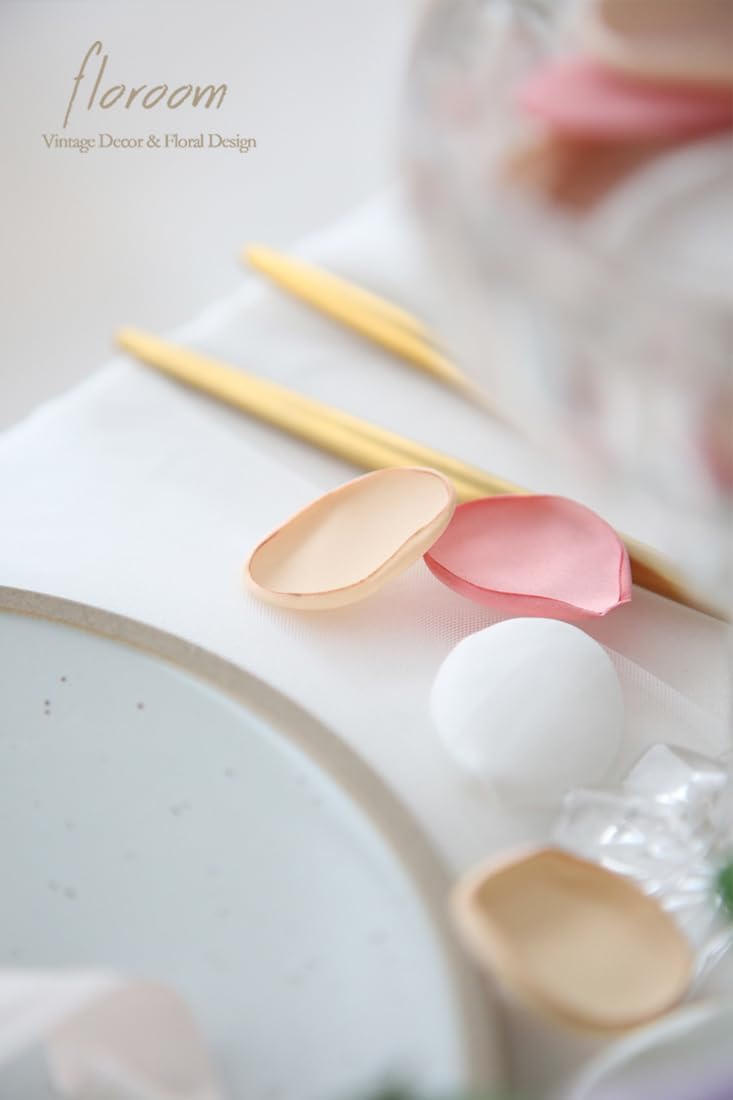 Floroom 300pcs Rose Petals Champagne Pink Faux Silk Flower Petals for Wedding Flower Girl Basket Aisle Runner Scatter Dinner Table Centerpieces Party Confetti Bridal Shower Romantic Night Decoration