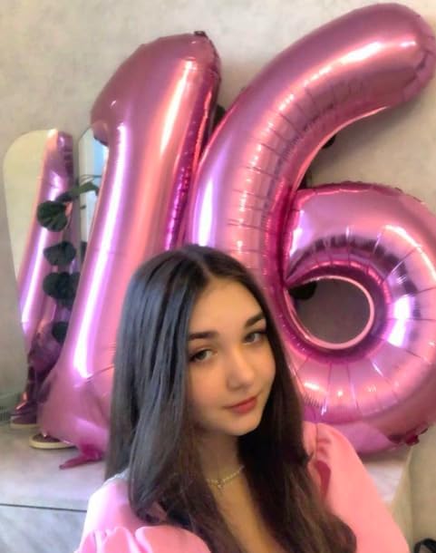 Pink 9 Number Balloon 40 Inch, Jumbo Giant Happy 9th 19 29 39 49 99 Birthday Party Decorations, Large Nine Mylar Foil Anniversary Birthday Party Engagement Decorations