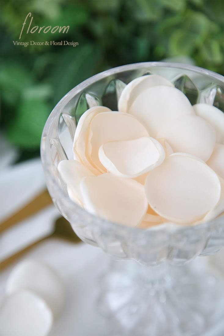 Floroom 300pcs Rose Petals Cream Faux Silk Flower Petals for Wedding Flower Girl Basket Aisle Scatter Dinner Table Centerpieces Party Confetti Bridal Shower Romantic Night Decoration