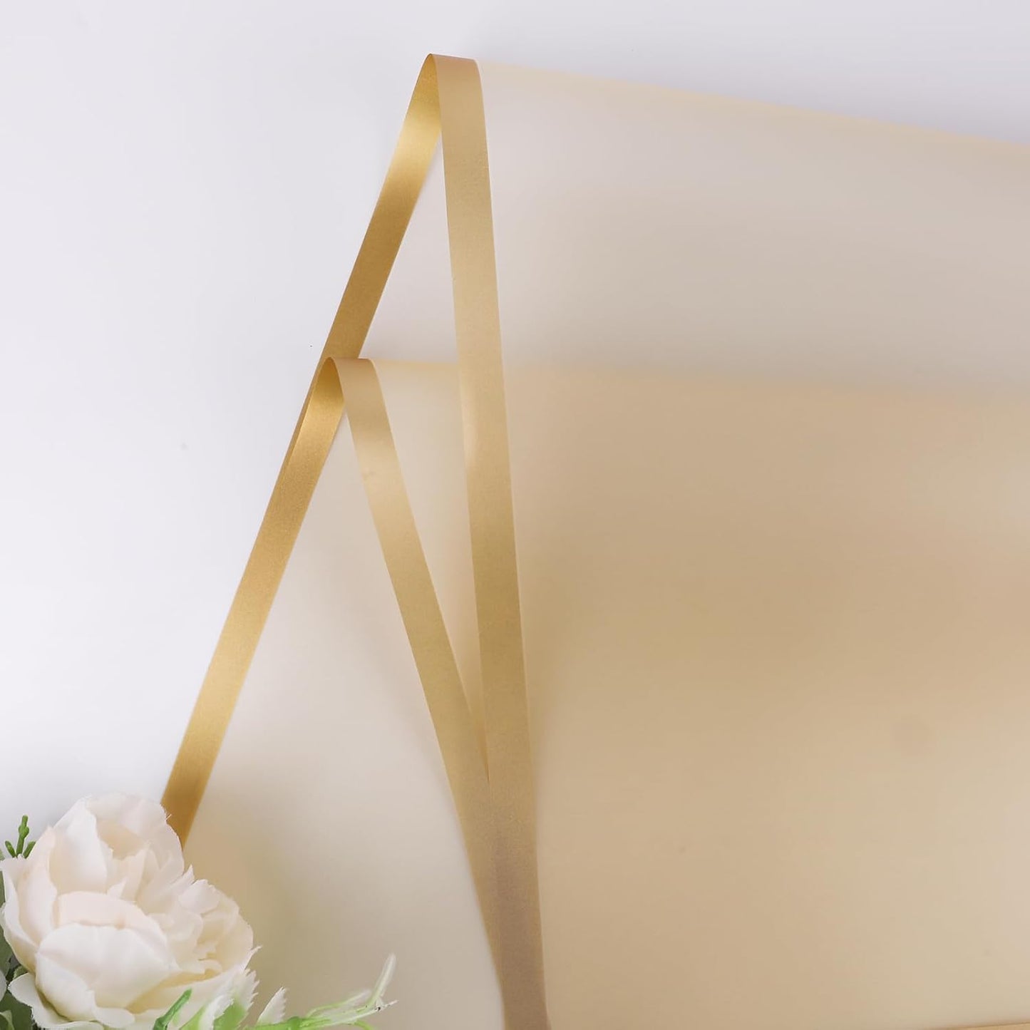 NESCCI 20 Sheet Flower Wrapping Paper - Waterproof Floral Bouquet Wrapping Paper, Florist Supplies Packaging Paper for Wedding Birthday Gift DIY (Translucent Gold)