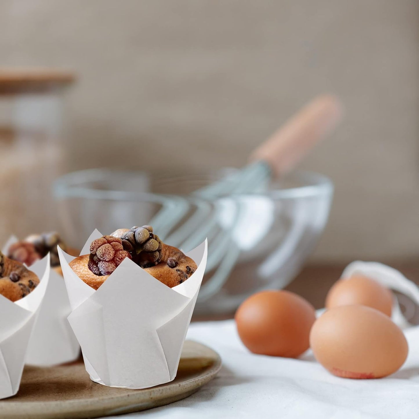 200pcs Tulip Cupcake Liners, Standard Greaseproof Paper Baking Cups Muffin Liners Holders Perfect for Bridal Showers, Baby Showers, Birthday Parties, Banquets, and Catering Events (White)