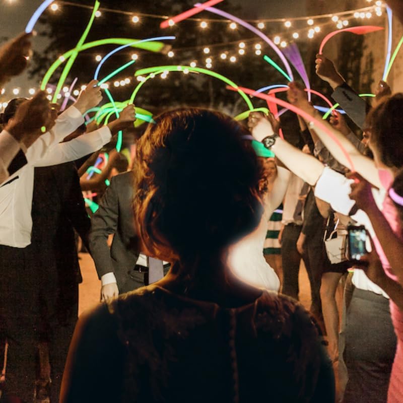 Glow Fever Glow Sticks Bulk 100ct 22'' Glow Necklaces with Connectors, Neon Light Sticks for Party Festivals Raves Concert Birthday Wedding, Orange