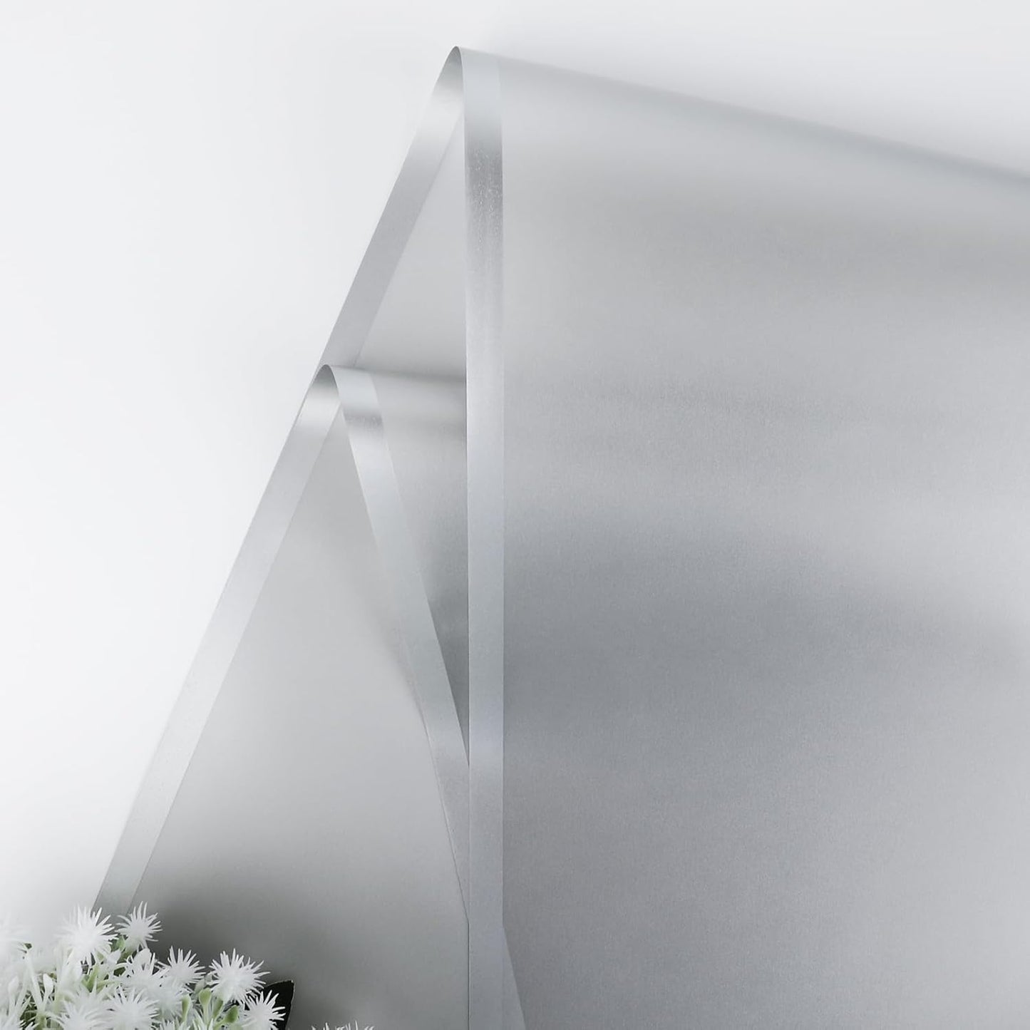 NESCCI 20 Sheet Flower Wrapping Paper - Waterproof Floral Bouquet Wrapping Paper, Florist Supplies Packaging Paper for Wedding Birthday Gift DIY (Translucent Silver)