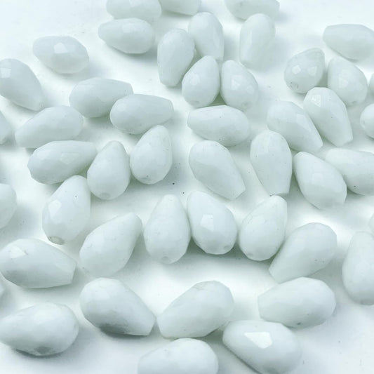 100pcs 8x12mm Teardrop Crystal Glass Beads Vertical Hole Faceted Glass Teardrop Spacer Beads for Bracelets Necklace Earring DIY Jewelry Making Craft(White)
