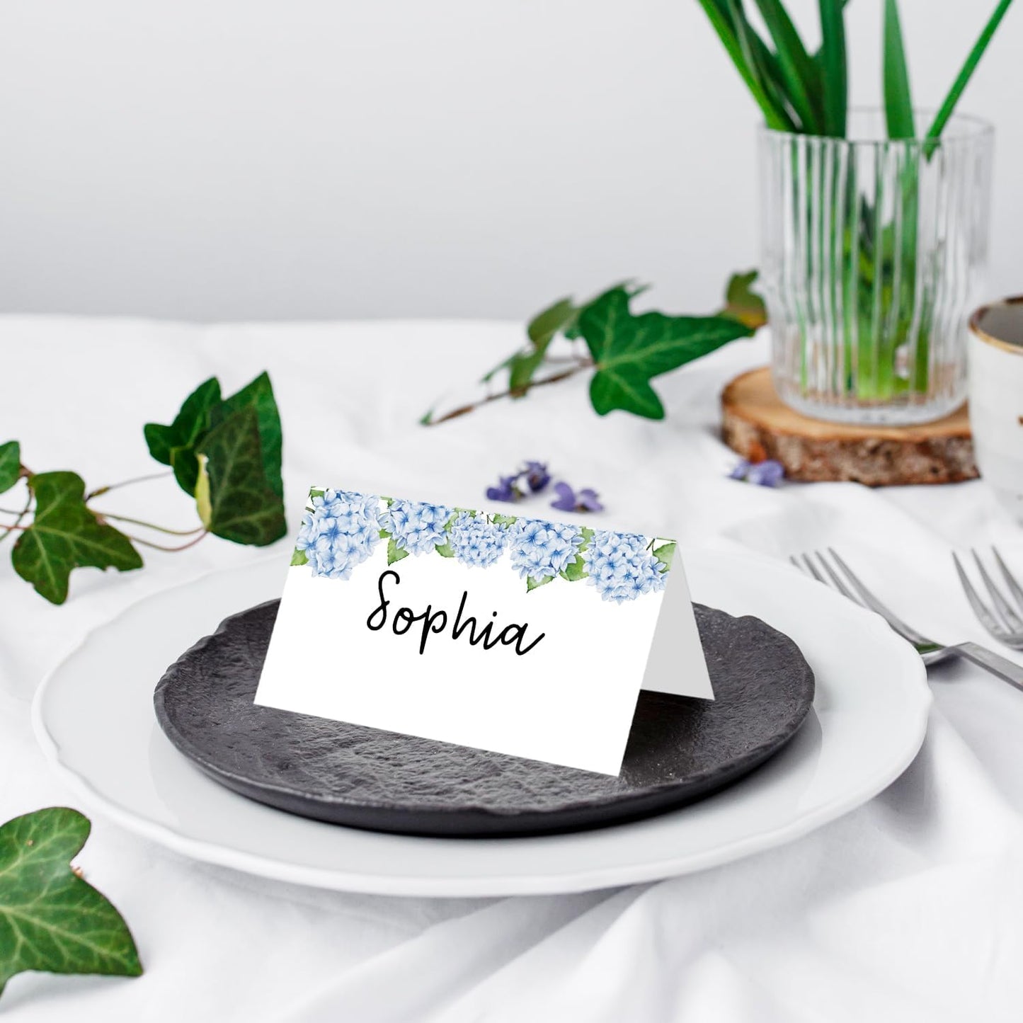 25 Pack Blue Floral Place Cards, Editable Name Cards for Table Setting, Tent Cards Food Label for Dinner Party, Bridal Shower, Wedding, Baby Shower and Events -T12