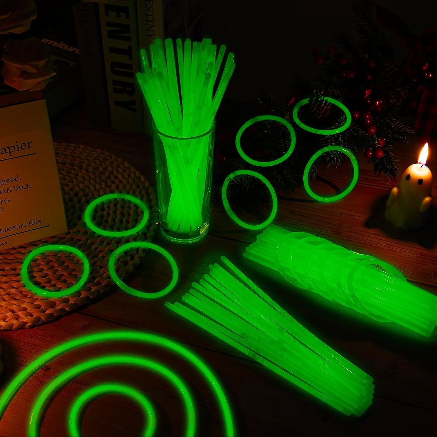 60 Pack 8” Green Glow Sticks Bulk with 60 Connectors Neon Glow In The Dark Party favors Supplies for Holiday Birthday Party Decoration (Green)