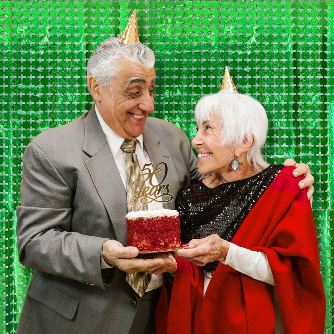 Square Tinsel Curtain Party Backdrop - 5pcs Glitter Foil Fringe Curtain Party Decor Green Photo Booth Backdrop Streamers for Halloween, Christmas, Birthday, Graduation, Wedding Party Decorations