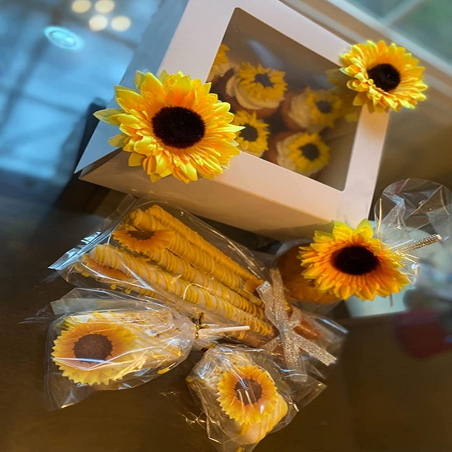 GEORLD Edible Cake Topper Wafer Sunflower Cupcake Decoration by Wafer Paper,36 Counts,Flat not 3D