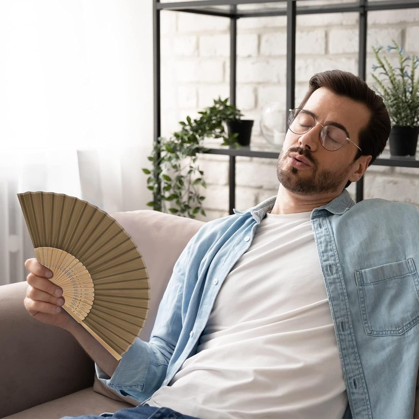 URATOT 24 Pieces Folding Fans Silk Bamboo Folding Fans Handheld Fans for Wedding, Party Decoration (Assorted Colors)