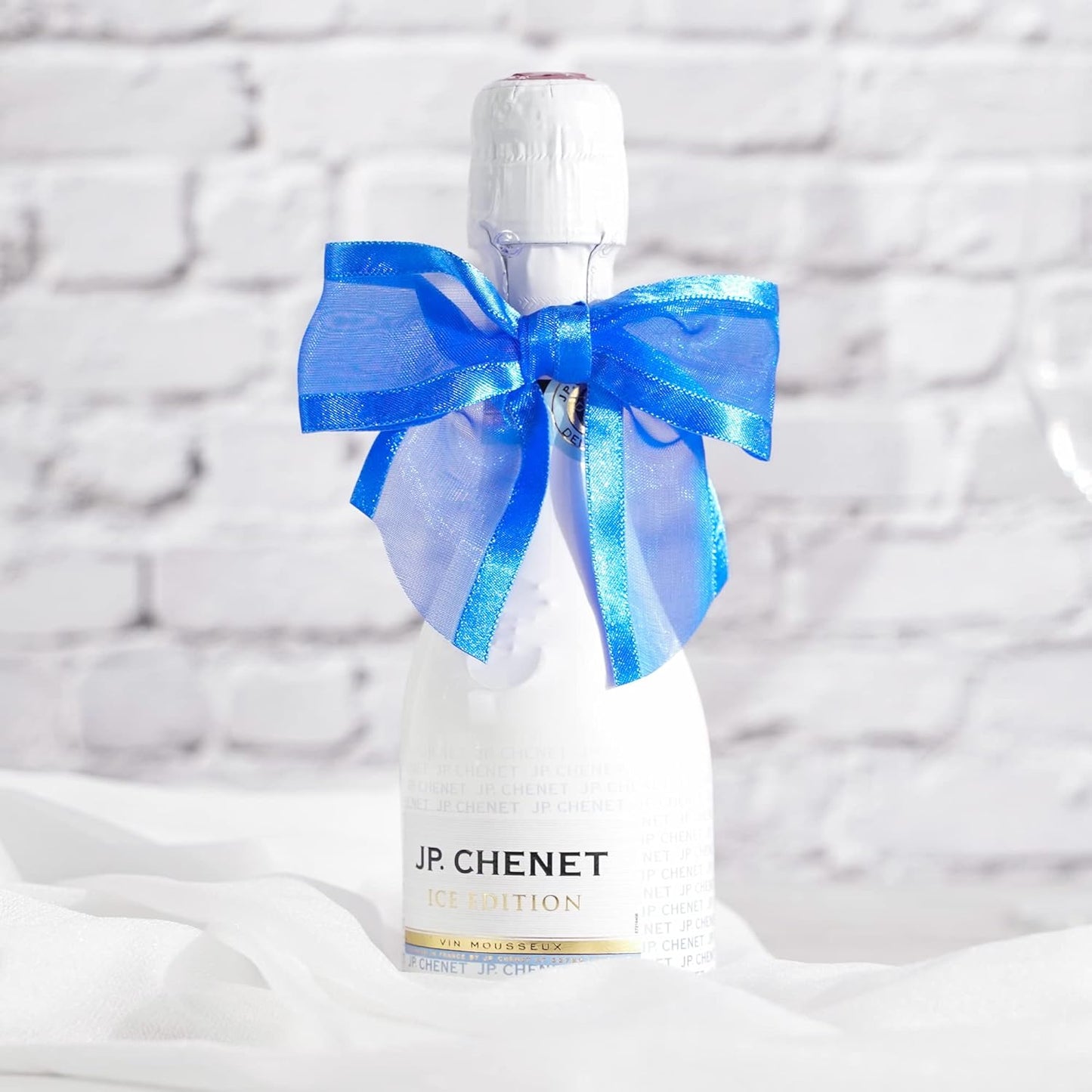 AIMUDI Royal Blue Bows 4" Organza Bows Premade Twist Ties Bows for Gift Wrapping Crafts Treat Bags Baskets Cake Pop Baby Shower Birthday Wedding Decor - 12 Counts