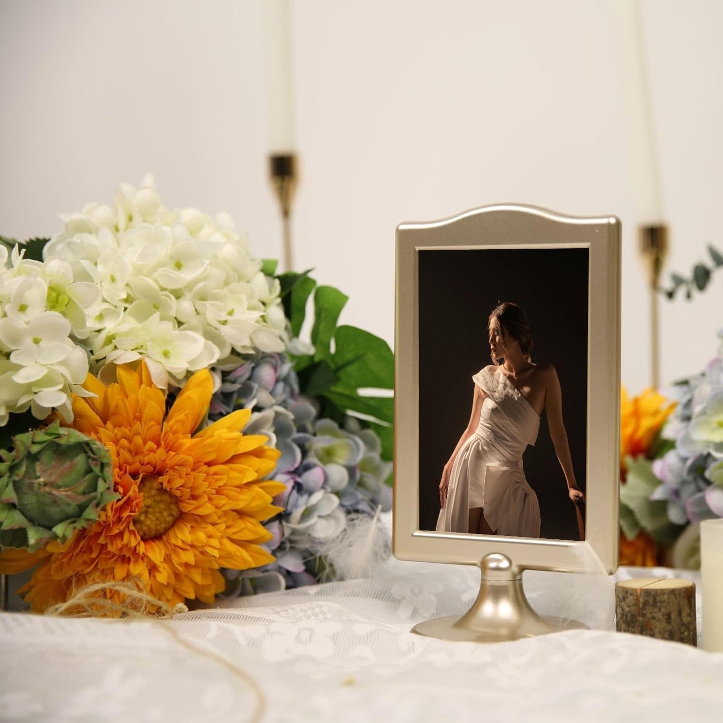 NahNah Double Sided Standing Picture Frames - (Gold, 10 Count) 4x6 Inch, Plastic Pedestal Photo Frame with Inserts and Base - 2 Sided Tabletop Vertical Display Frame for Wedding Table Bridal