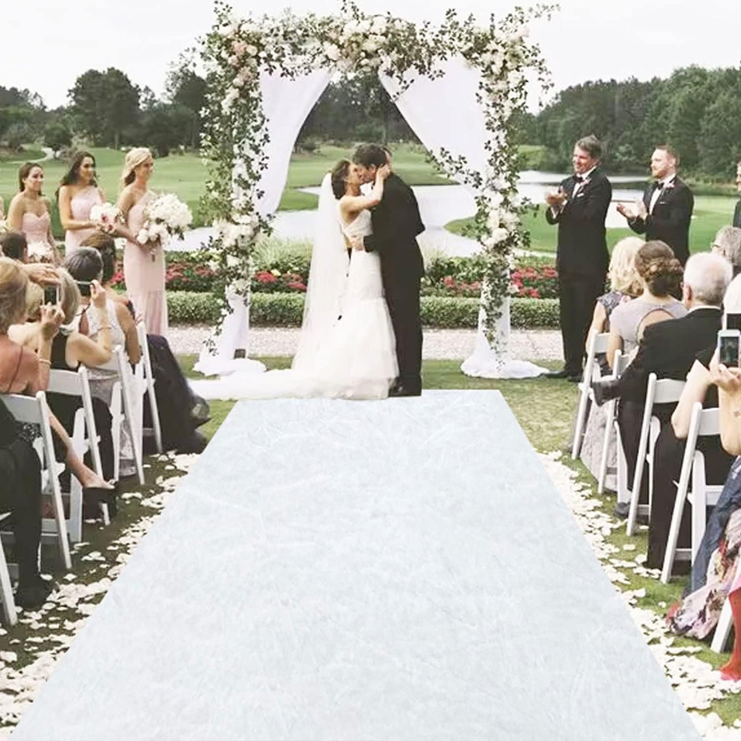 MODFUNS White Aisle Runner Wedding Carpet Runner 4x30FT Velvet Fabric Aisle Runner Rug Indoor Outdoor Event Carpet Aisle Runner Rustic Runway Carpet for Parties Hallway Wedding Aisle Decoration