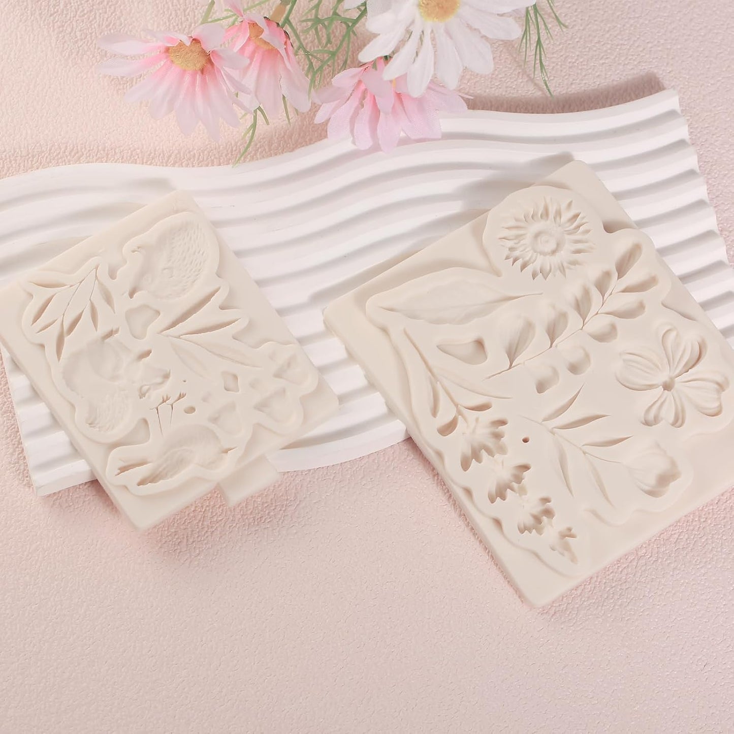 1 Pcs Flower Fondant Mold for Cake Decoration, Leaf Chocolate Silicone Mold, Exquisite Flower and Leaf Shape is Perfect for Wedding Desserts, Candy, Sugar Craft, Gum, Resin, Clay