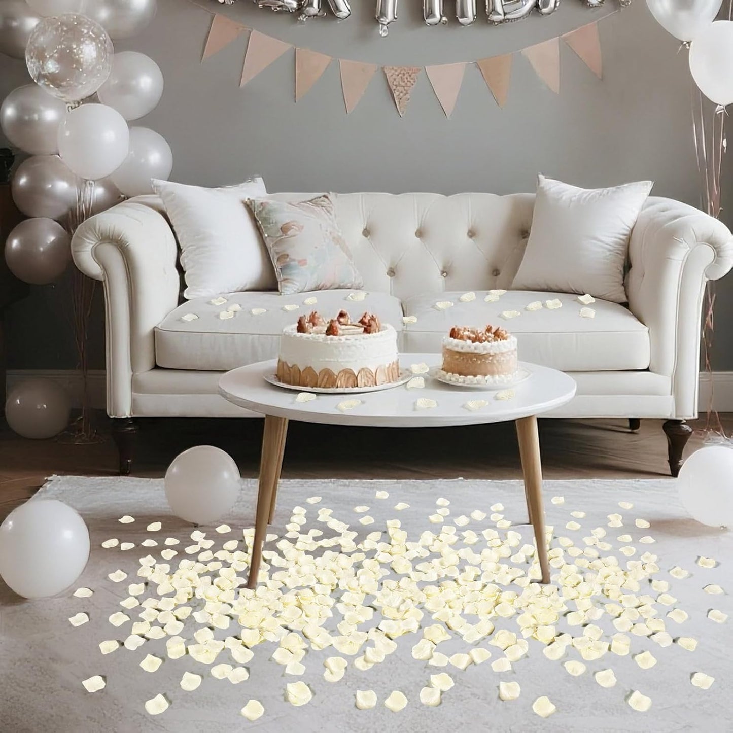 1000 Pcs Beige Rose Petals Artificial Silk Flower Petals Romantic Decorations for Wedding Engagement Birthday Event Anniversary Party Backdrop Supplies