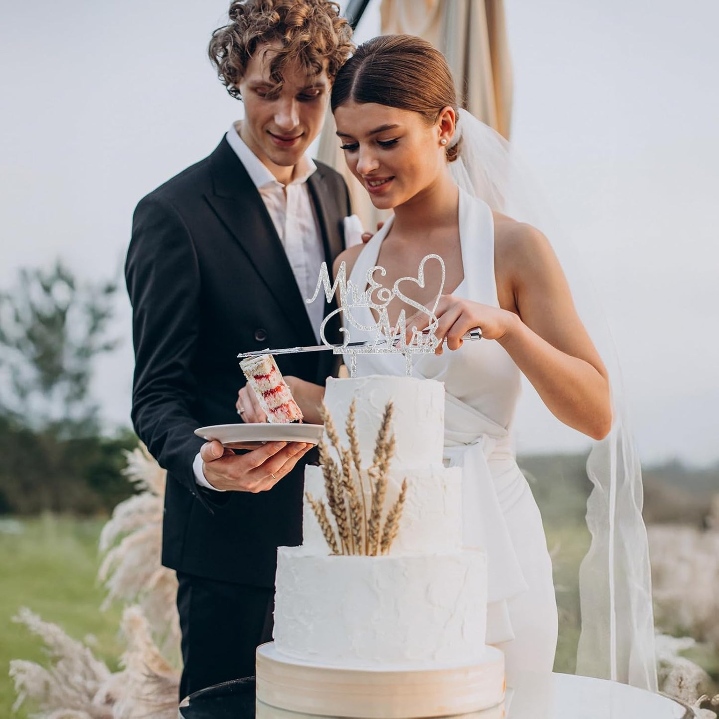 Mr and Mrs Cake Topper, Wedding Cake Toppers Bride and Groom, Wedding Cakes Decorations, Gold Acrylic Topper for Weding, Engagement, Anniversary (Silver)