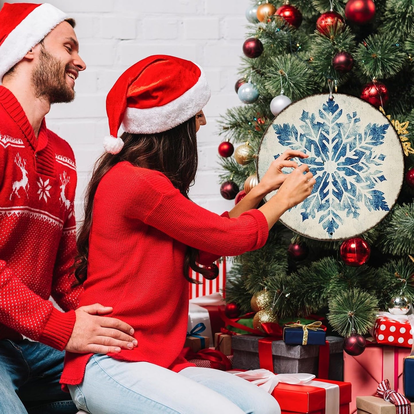 Round Christmas Metal Tin Sign Vintage Snowflake Signs Winter Christmas Sign Retro Wall Decor Tin Sign Funny Decorations for Home Cafes Office Store Pubs Tin Sign 12 * 12 in