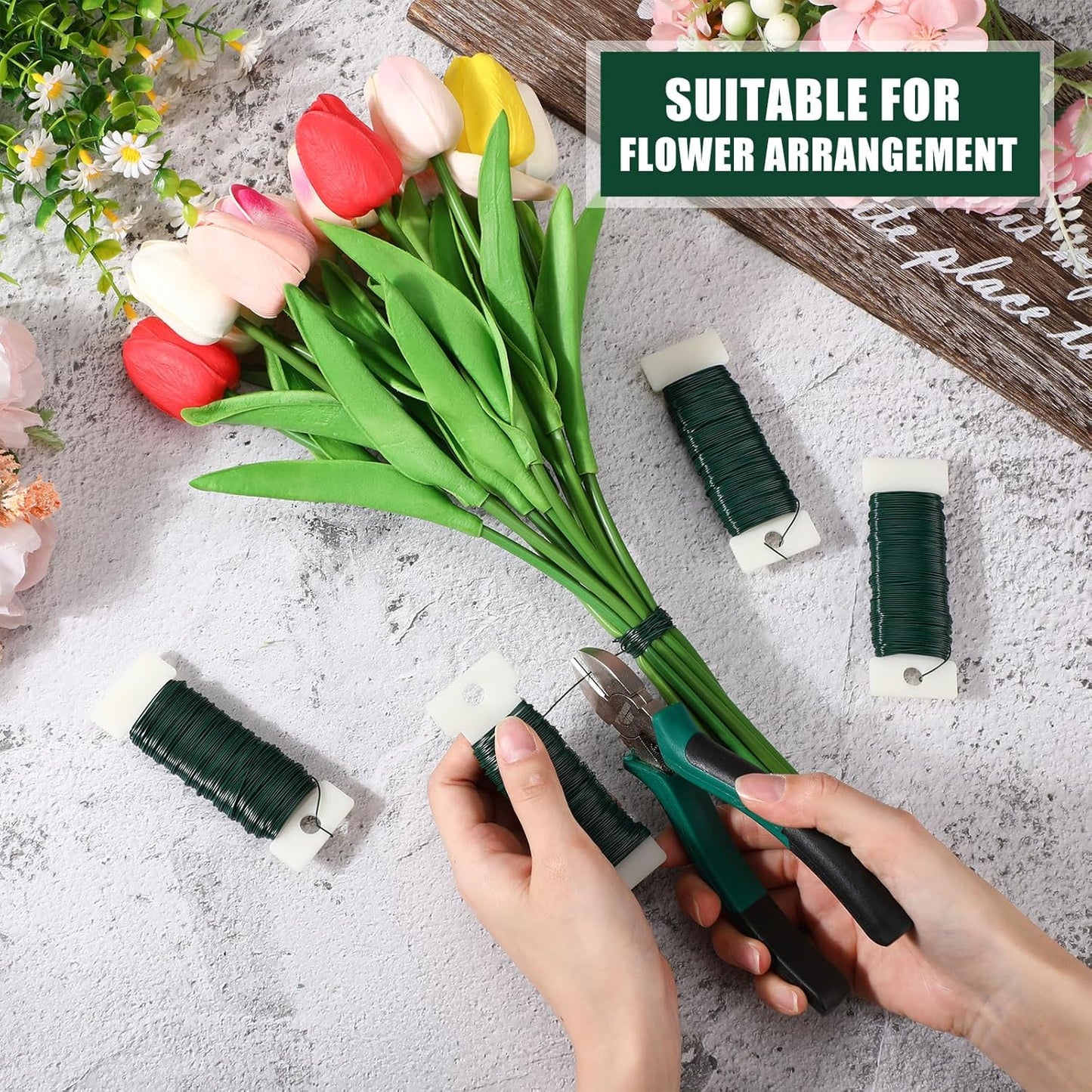 Ferraycle 16 Pack Green Floral Wire 38 Yards 22 Gauge Flexible Paddle Florist Christmas Green Wire for Crafts Christmas Wreaths Tree Garland and Floral Flower Arrangements