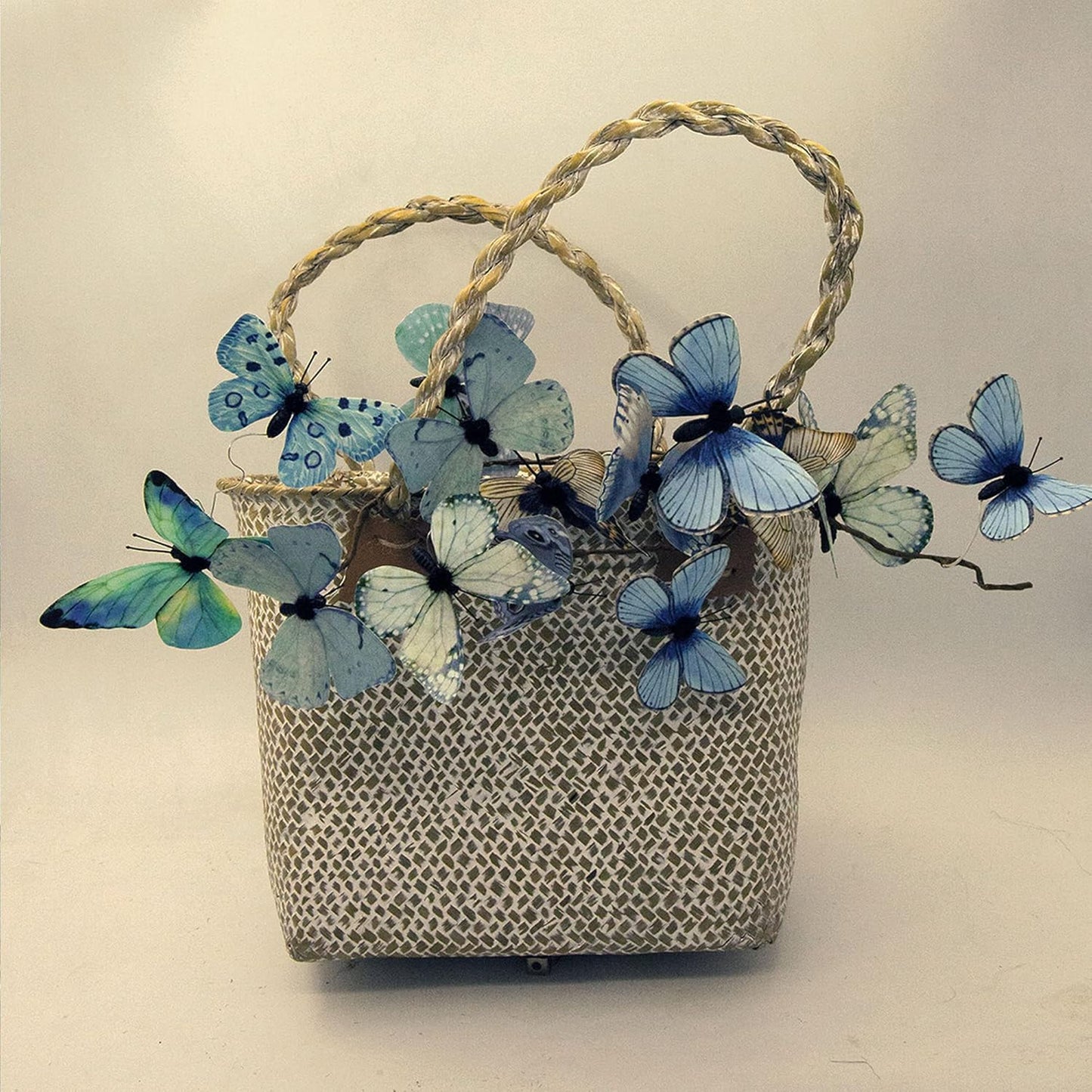 Artificial Butterfly Garland, Fake Butterfly Decorative Vines, DIY 3D Unique Butterfly Hanging Decor for Home Wall Easter Spring Flowers Party Wedding Arch Shopping (Blue)