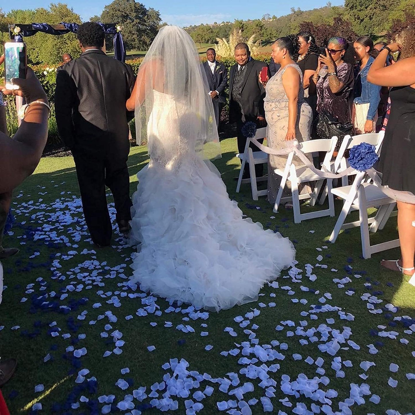 ocharzy 1000 PCS Rose Petals Fake Rose Petals for Romantic Night, Wedding Flower Decoration, Party, Events (Light Purple)