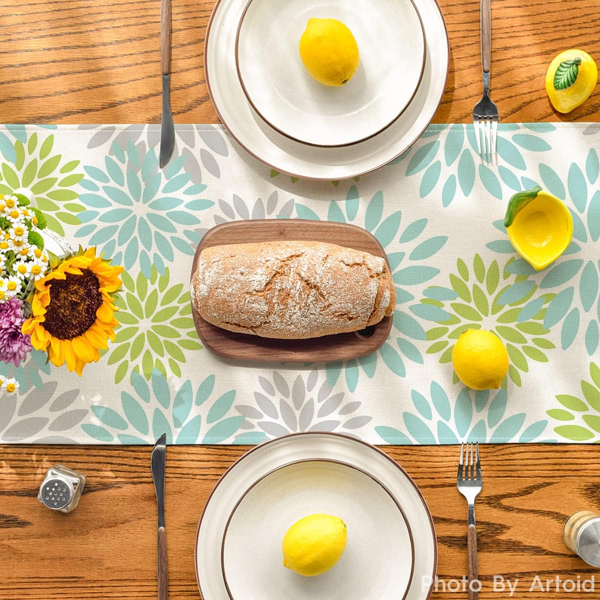 Artoid Mode Green Dahlia Floral Pinnata Summer Table Runner, Spring Kitchen Dining Table Decoration for Home Party Decor 13x72 Inch