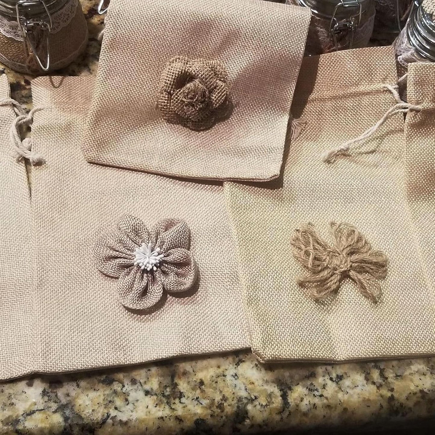 ZOENHOU 50 Packs 5 x 7 Inch Large Burlap Bags with Drawstring, Durable Jute Drawstring Bags, Dustproof Burlap Sacks for Favors Party DIY Craft