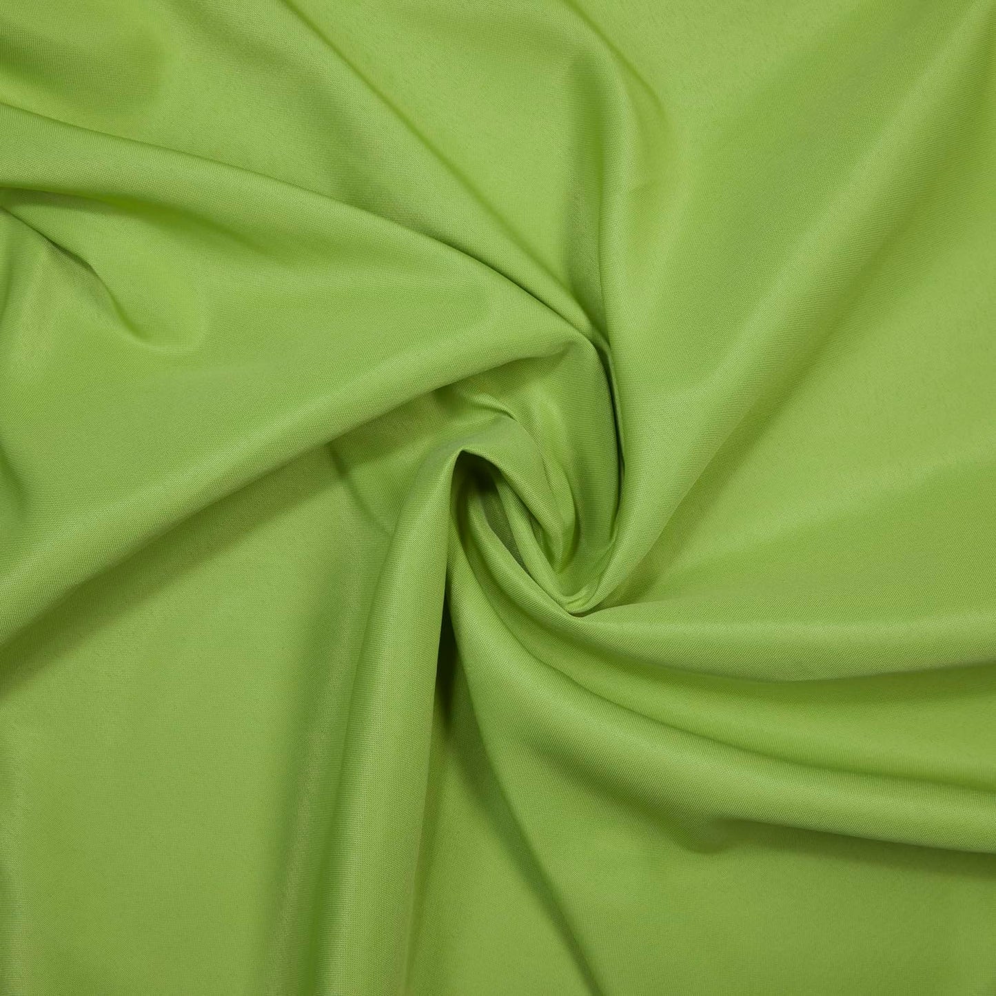 Gee Di Moda Square Tablecloth - 70 x 70 Inch Apple Green Table Cloth for Medium Square or Round Tables - Heavy Duty Washable Fabric - for Buffet Table, Holiday Party, Dinner, Wedding & Baby Shower
