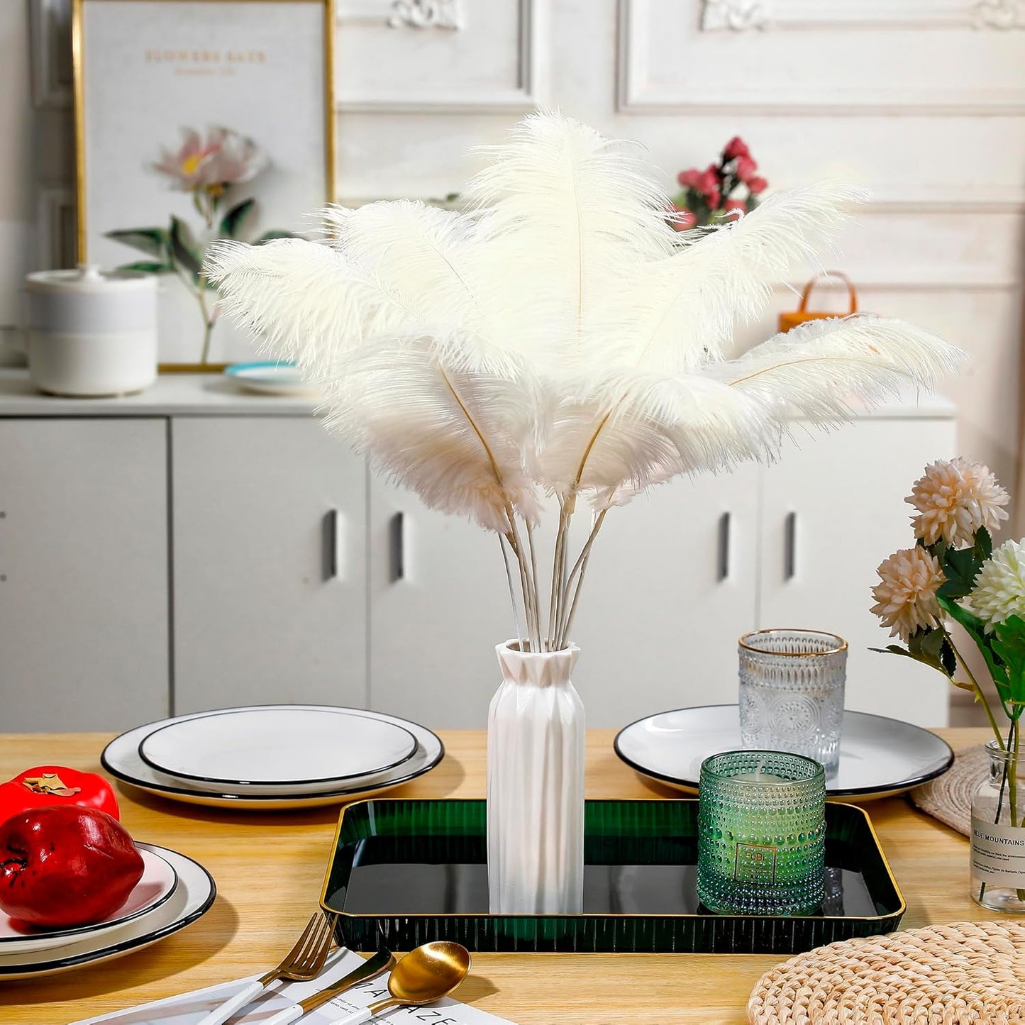 Holmgren Beige Ostrich Feathers Bulk - 20pcs Making Kit 22 Inch Boho Ostrich Feathers for Vase, Floral Arrangement, Wedding Party Centerpieces and Christmas Home Decorations (Beige)