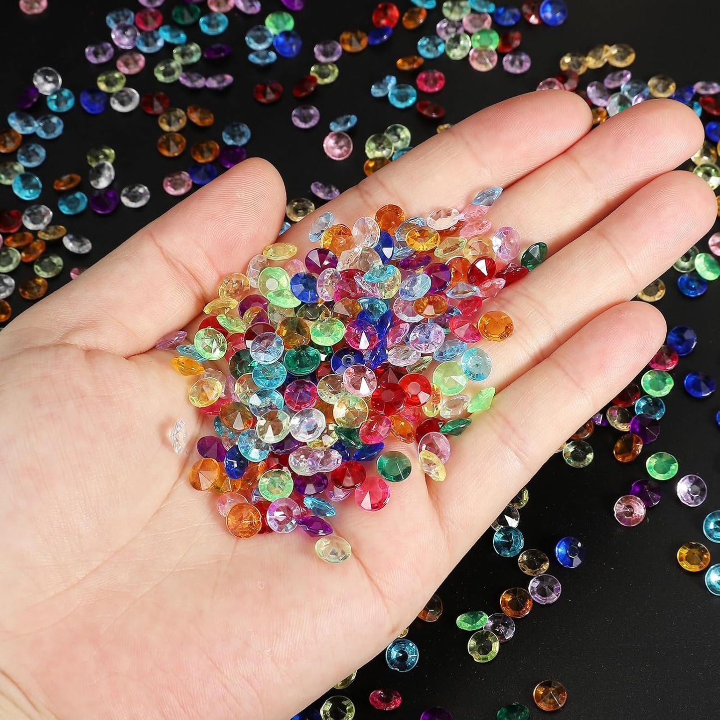 PATIKIL 4000 Pcs Wedding Table Scatter Confetti Crystals 6mm Acrylic Diamonds Vase Fillers Gems for Table Centerpiece Decorations Party Vase Beads, Dark Green