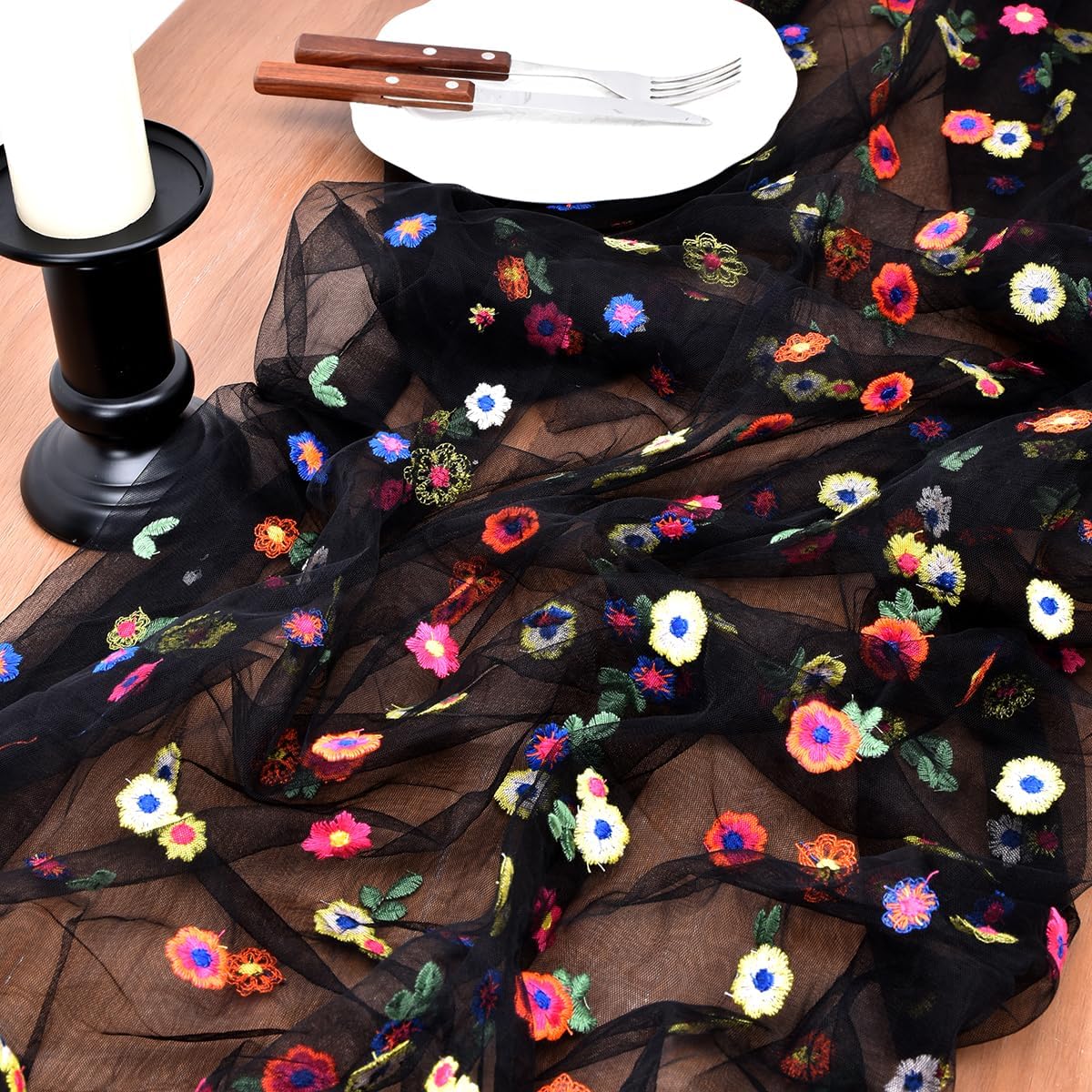 Joanlody 3pcs Black Embroidery Daisy Fall Thanksgiving Table Runner 10ft Florals Seasonal Tulle Table Runner Holiday Kitchen Dining Table Decoration for Home Party Indoor
