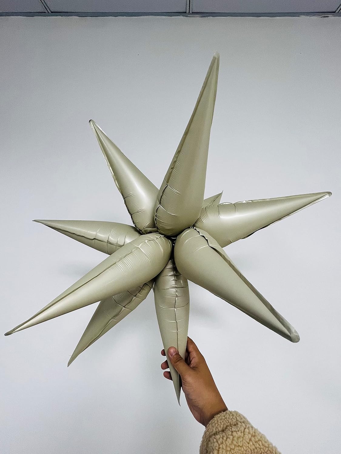 3pcs 26inch cream Star foil balloons.cream Explosion Star burst star balloon-Spike cone balloon for birthday party decorations,wedding,Bachelor party