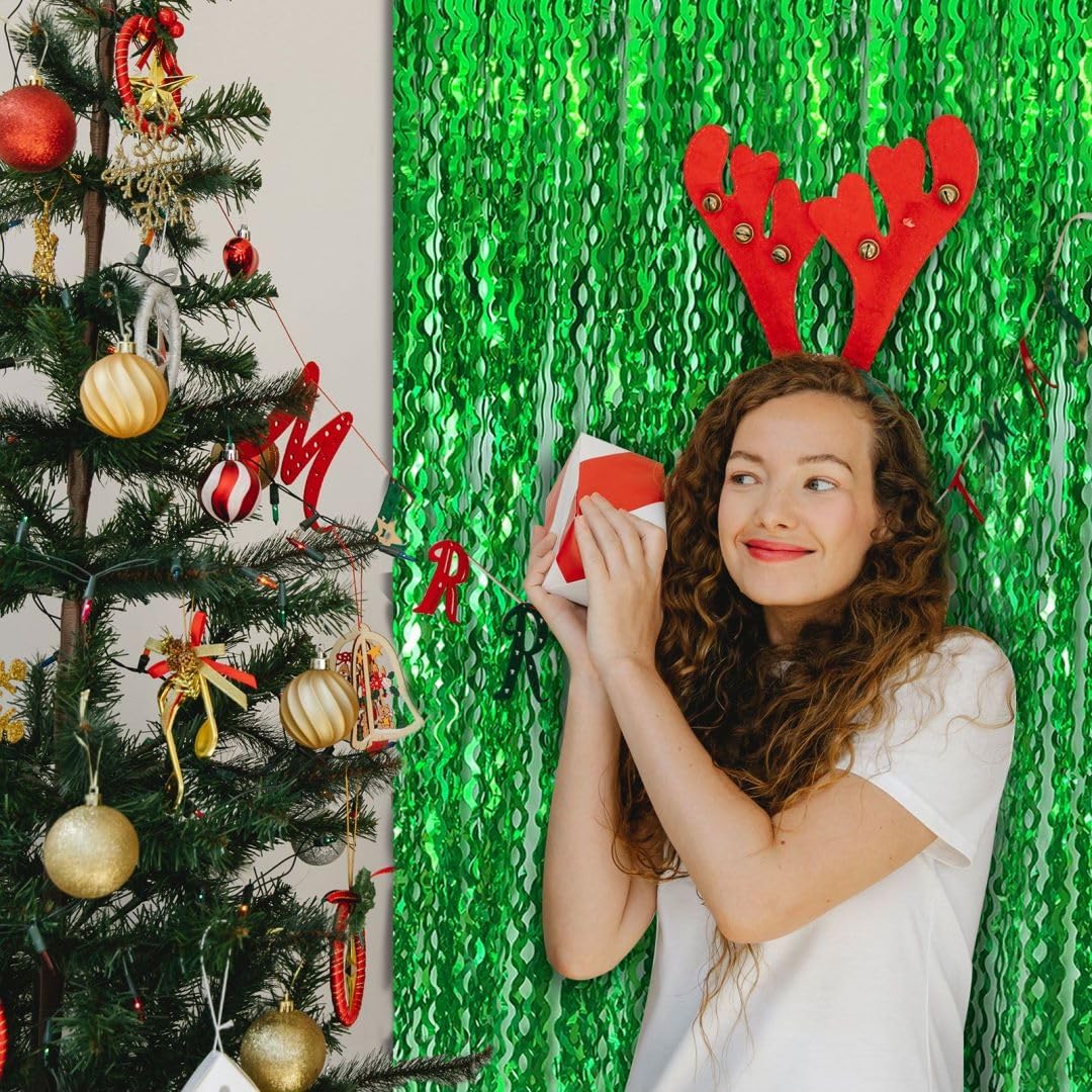 Green Streamers Foil Fringe Backdrop Curtains Photo Booth Props Tinsel Backdrop for Birthday Dinosaur Animal St Patrick's Day Jungle Theme Forest Football Christmas Party Decorations