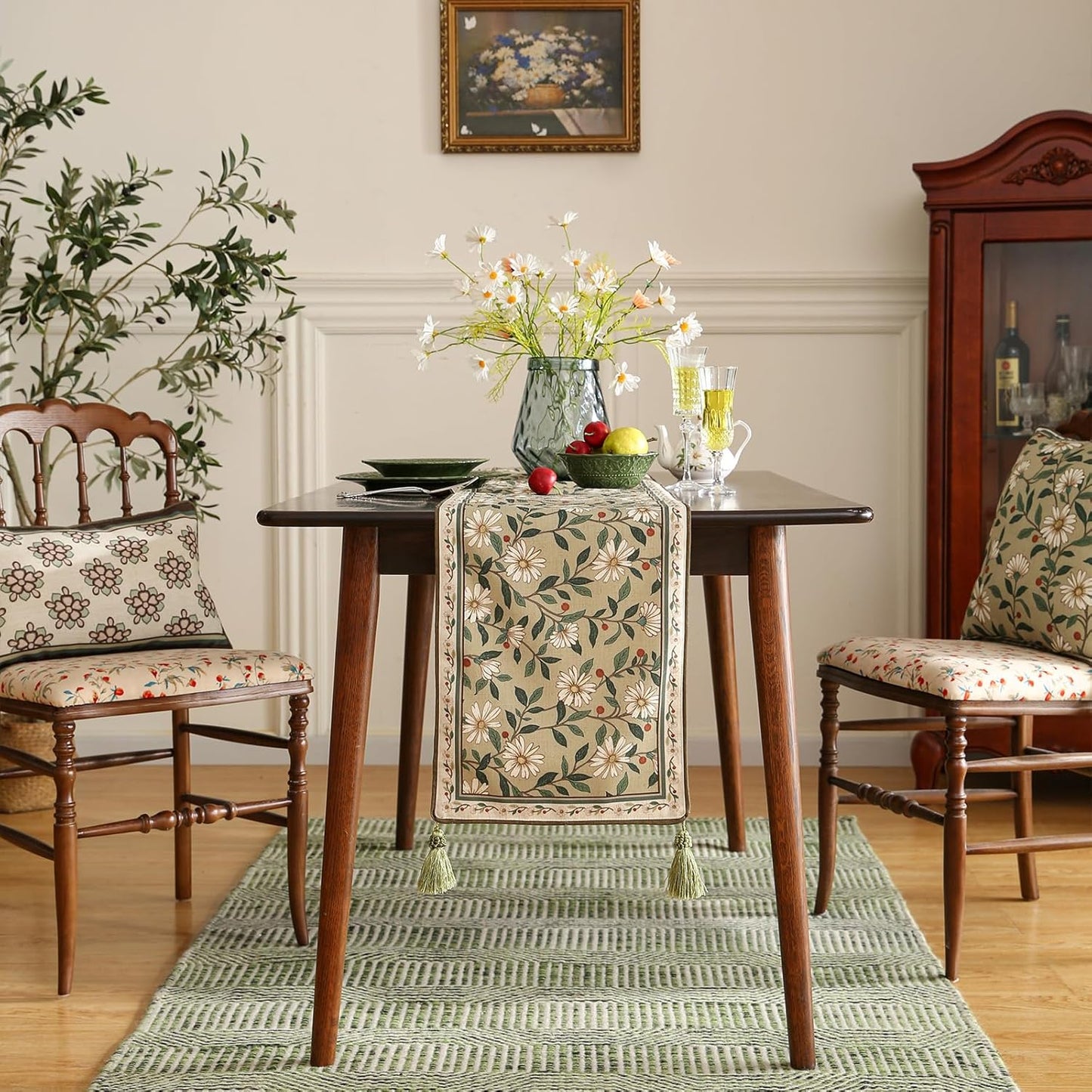 ISAENNE Designer Green Elegant Linen Table Runner 102 Inches Long,Flower and Leaves Pattern Wrinkle Resistant Table Runners for Dining Tables,Thanksgiving,Kitchen Tables,Christmas,12"*102"-Brune