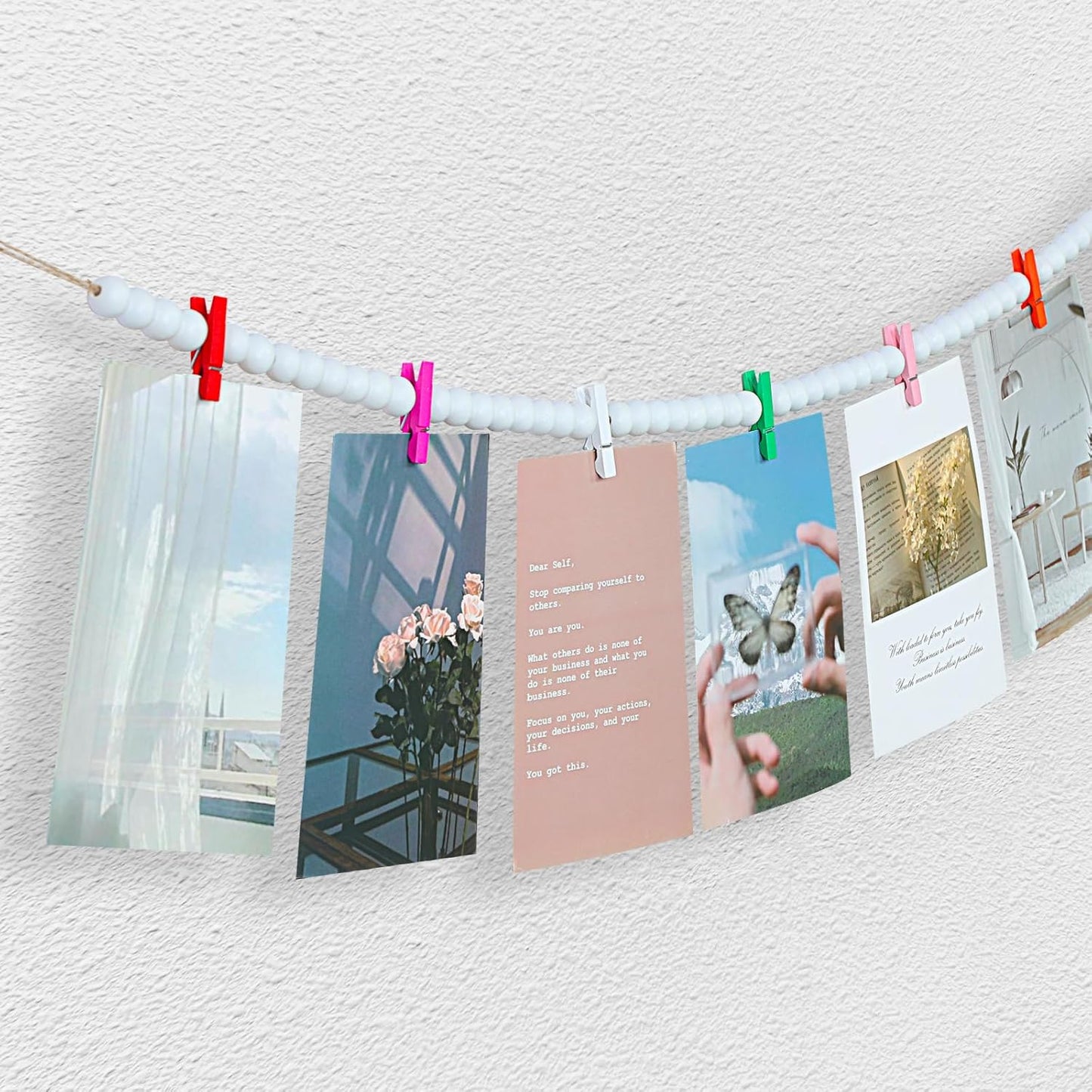 Hanging Photo Display with Clips, Boho Wooden Bead Garland Collage Picture Frame Wall Decor, Photo String with 10 Different Random Colors Wood Clips for Bedroom Room Decor, Christmas Teen Girls Gifts