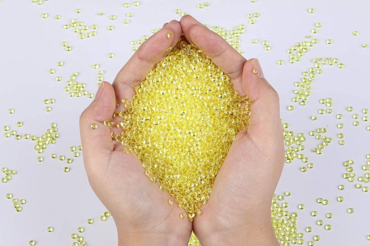 10000 pcs/Pack Wedding Table Scatter Confetti Crystals Acrylic Diamonds Vase Fillers 4.5 mm Rhinestones for Wedding, Bridal Shower, Vase Beads Decorations (Light yellow)
