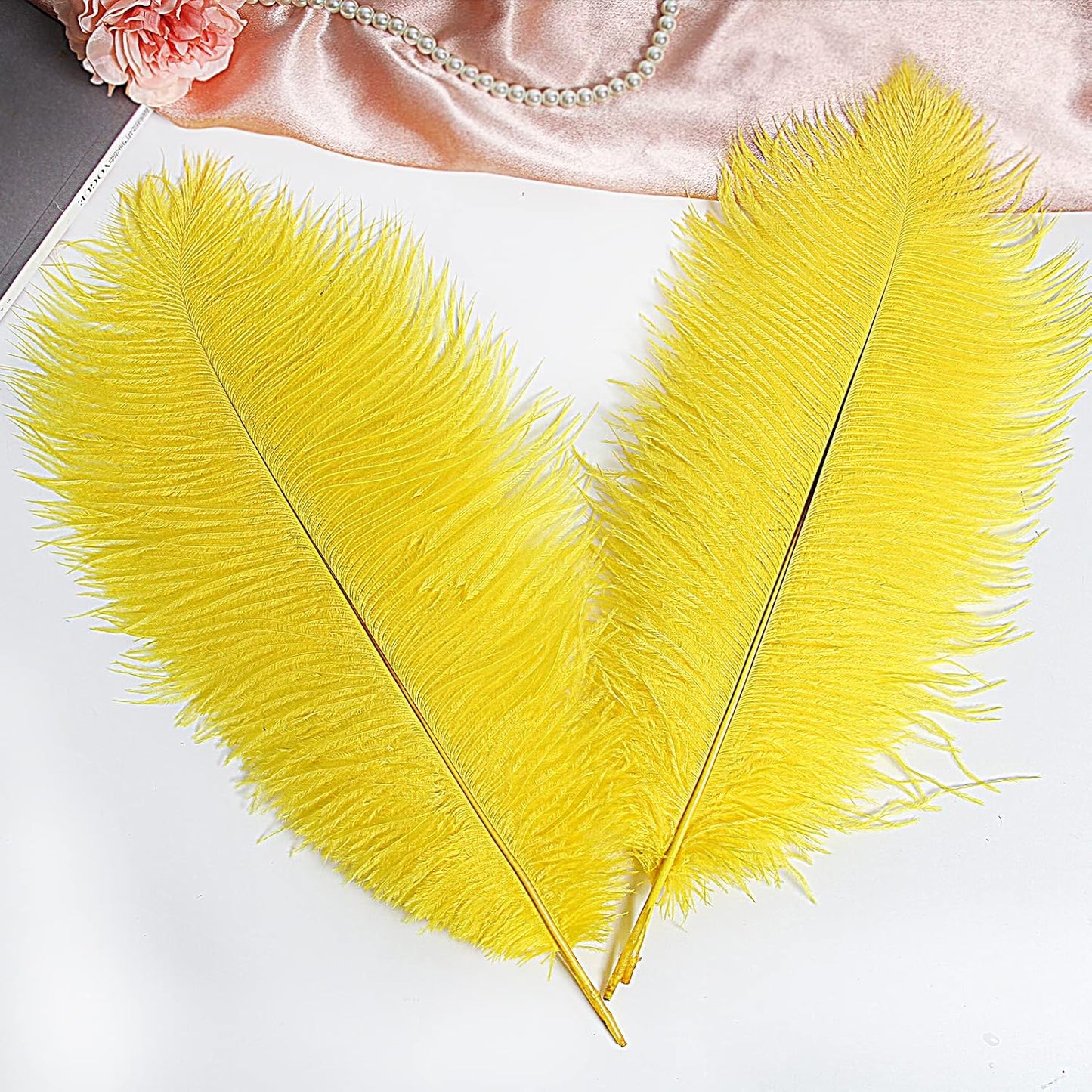 THARAHT Yellow Ostrich Feathers 12pcs Large Natural Bulk 16-18Inch 40cm-45cm for Wedding Party Centerpieces Easter Gatsbi and Home Decoration Feathers