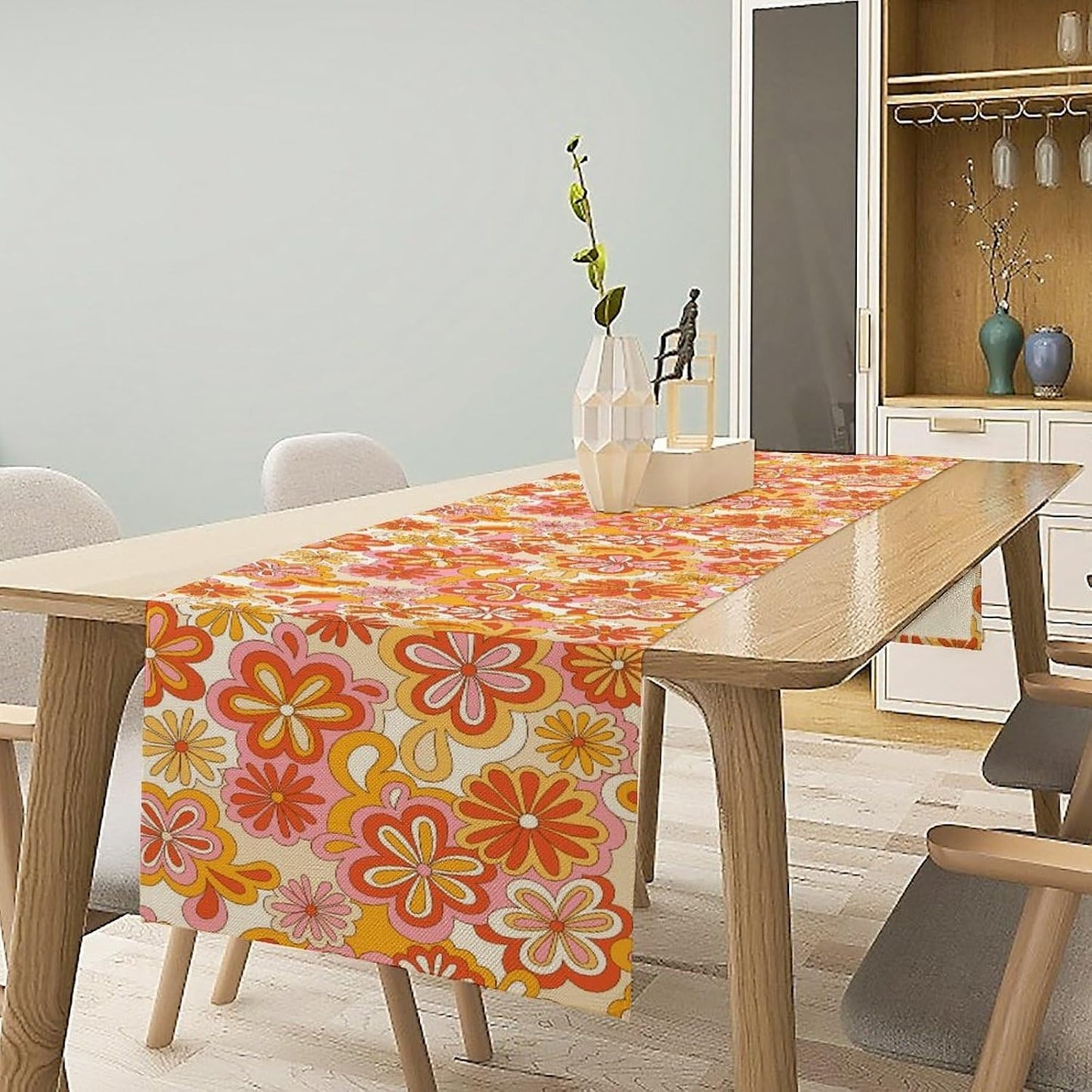 Vintage Floral Table Runner,70s Style Retro Daisies Flower Hippie Table Runner for Kitchen Dining Table Home Party Decoration 13x72 Inch