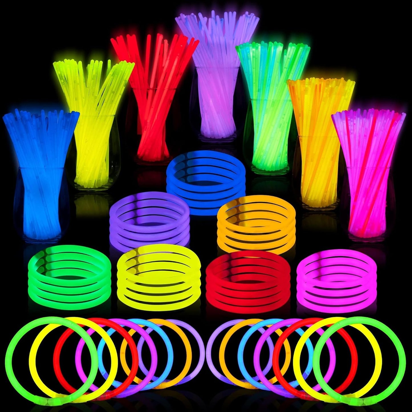 JOYIN 600 Pcs 8" Glowsticks, Halloween Supplies Pack, Bracelets Necklaces, Glow in the Dark Party Favors, Easter, Christmas, Football Party Supplies