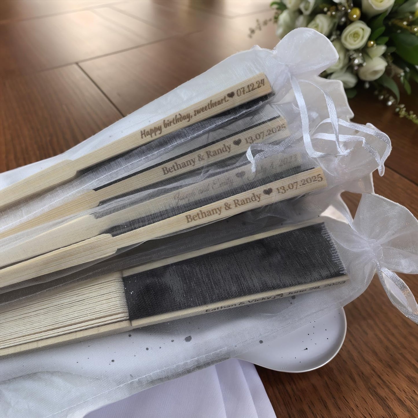 60Pcs Personalized Silk Fans Folding Hand Fan, Custom Wedding Bridal Party Favors, Summer Wedding Bride, Wedding Gift, Thank You Gift (Black)