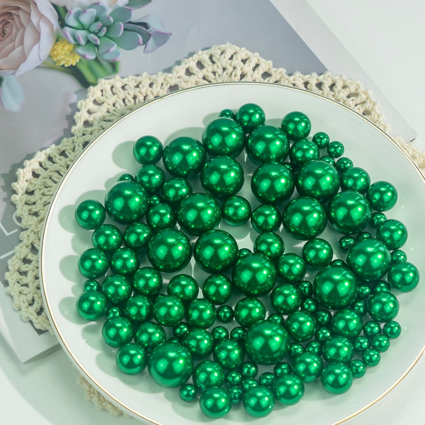 300Pcs Green Polished No Hole Faux Pearl Beads for Vase Filling Decorations, Plastic Pearls Vase Fillers, Table Scatters, Wedding Centerpiece, Home Decor, 8/14/20 mm