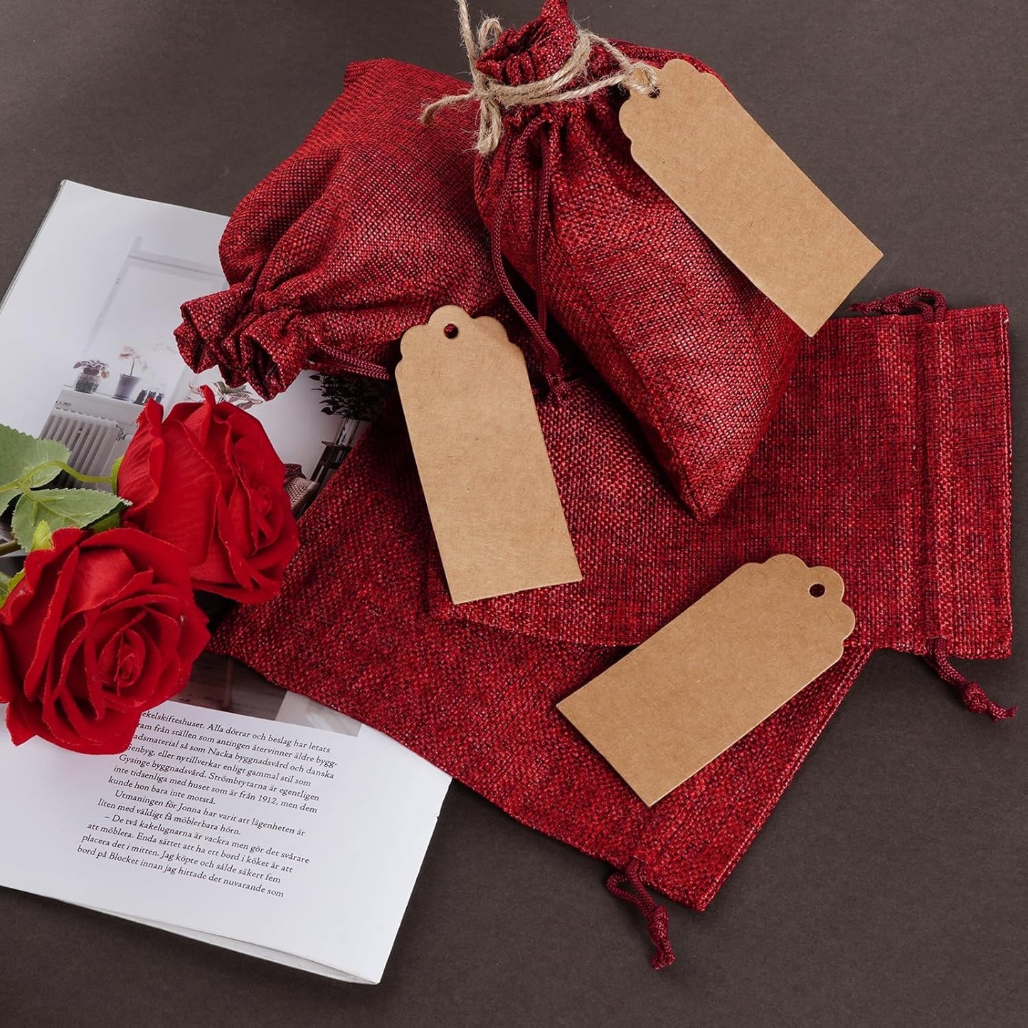 Yymobt 25PCS Burlap Bags with Drawstring, Reusable Burlap Favor Bag 5x7’’ Small Party Sacks for DIY Craft, Party, Christmas, Wedding, Festival Presents Bulk Bags（Red）