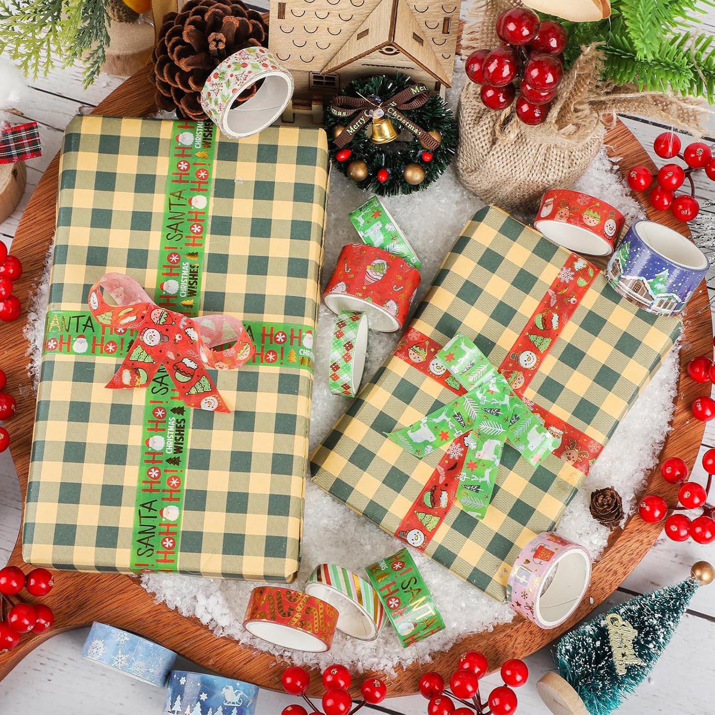 16 Rolls Christmas Washi Tape Holiday Masking Tape Red Green Christmas Wrapping Tape Glod Silver Foil Decorative Tape for Christmas Scrapbook Journal DIY Craft Gift Wrapping（Xmas