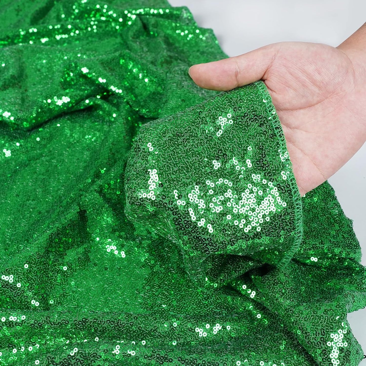 Poise3EHome Green Sequin Backdrop, 6FT x 8FT Green Sequin Photography Backdrop Curtain for St. Patrick's Day Party Decoration