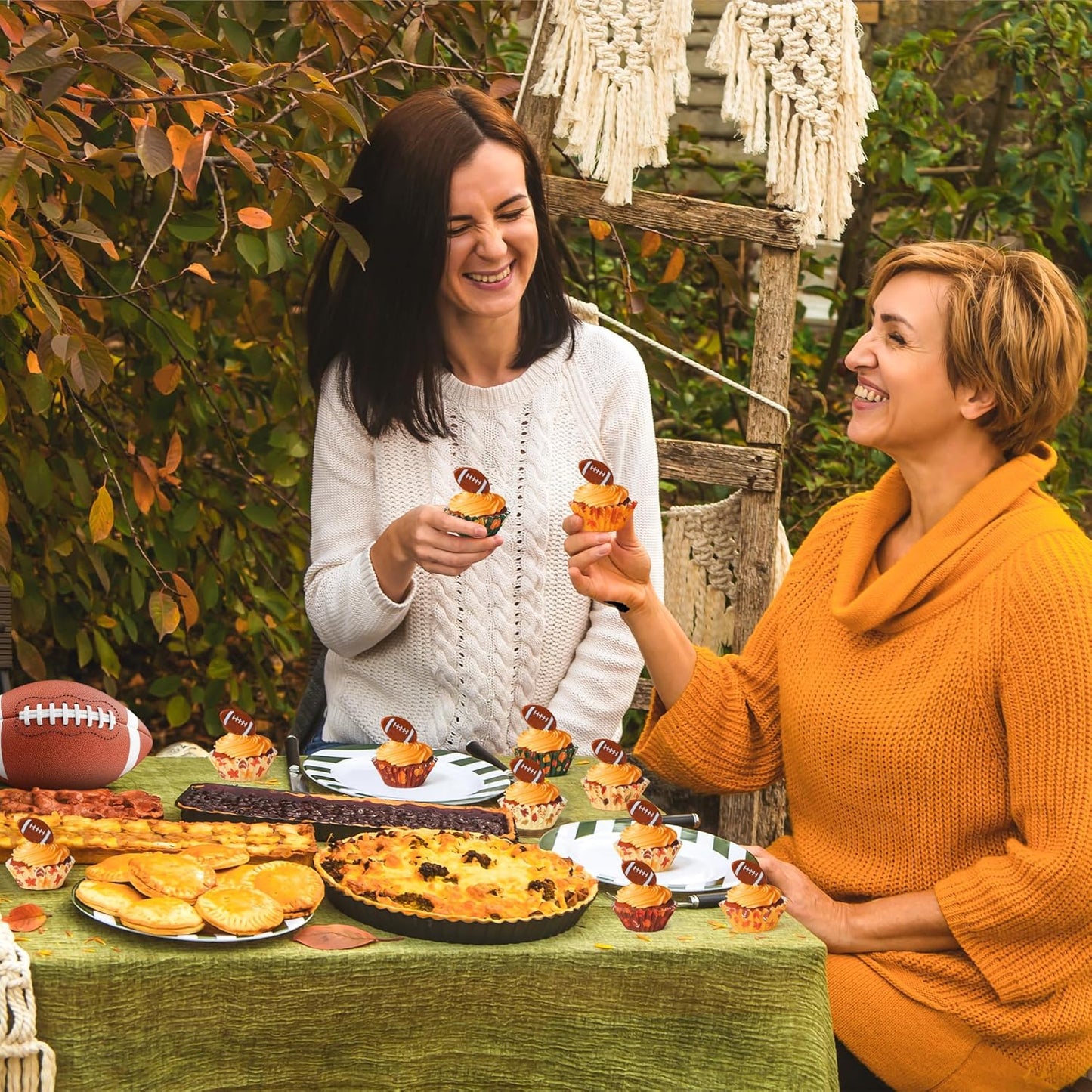 COcnny Fall Mini Cupcake Liners - 600pcs Autumn Football Muffin Paper Cupcakes Baking Cups Wrappers, Pumpkin Maple Leaf Case Cake Wrap Making Supplies for Fall Thanksgiving Halloween Party (10 Styles)