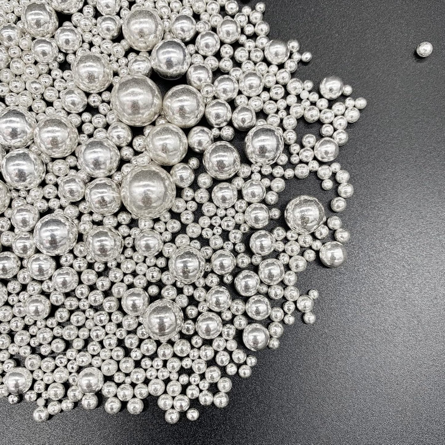 Weraru Edible Silver Pearl Sugar Sprinkles Candy Mixing Size Baking Edible Cake Decorations Cupcake Toppers Cookie Decorating Celebrations Wedding Shower Party Chirstmas Supplies 120g/ 4.2oz